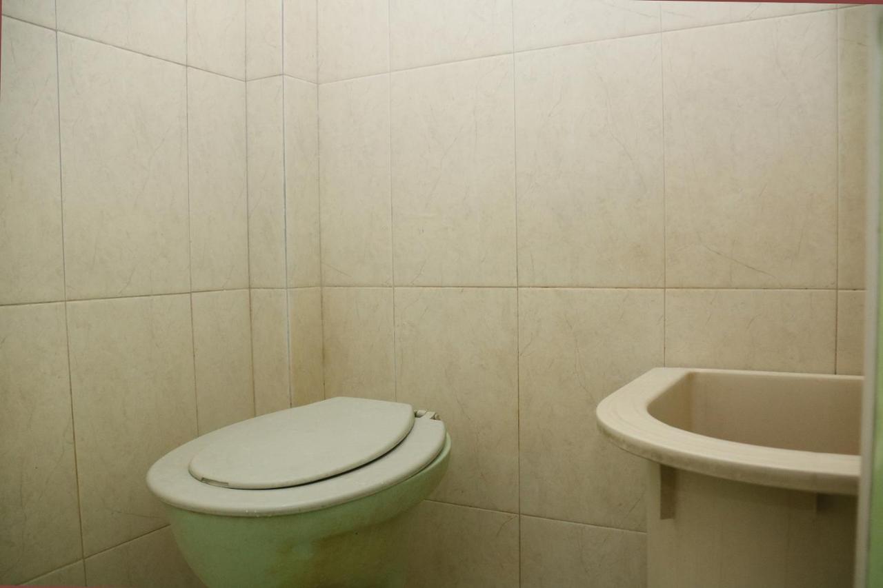 Oyo 2752 Kost Anyelir 15 2*