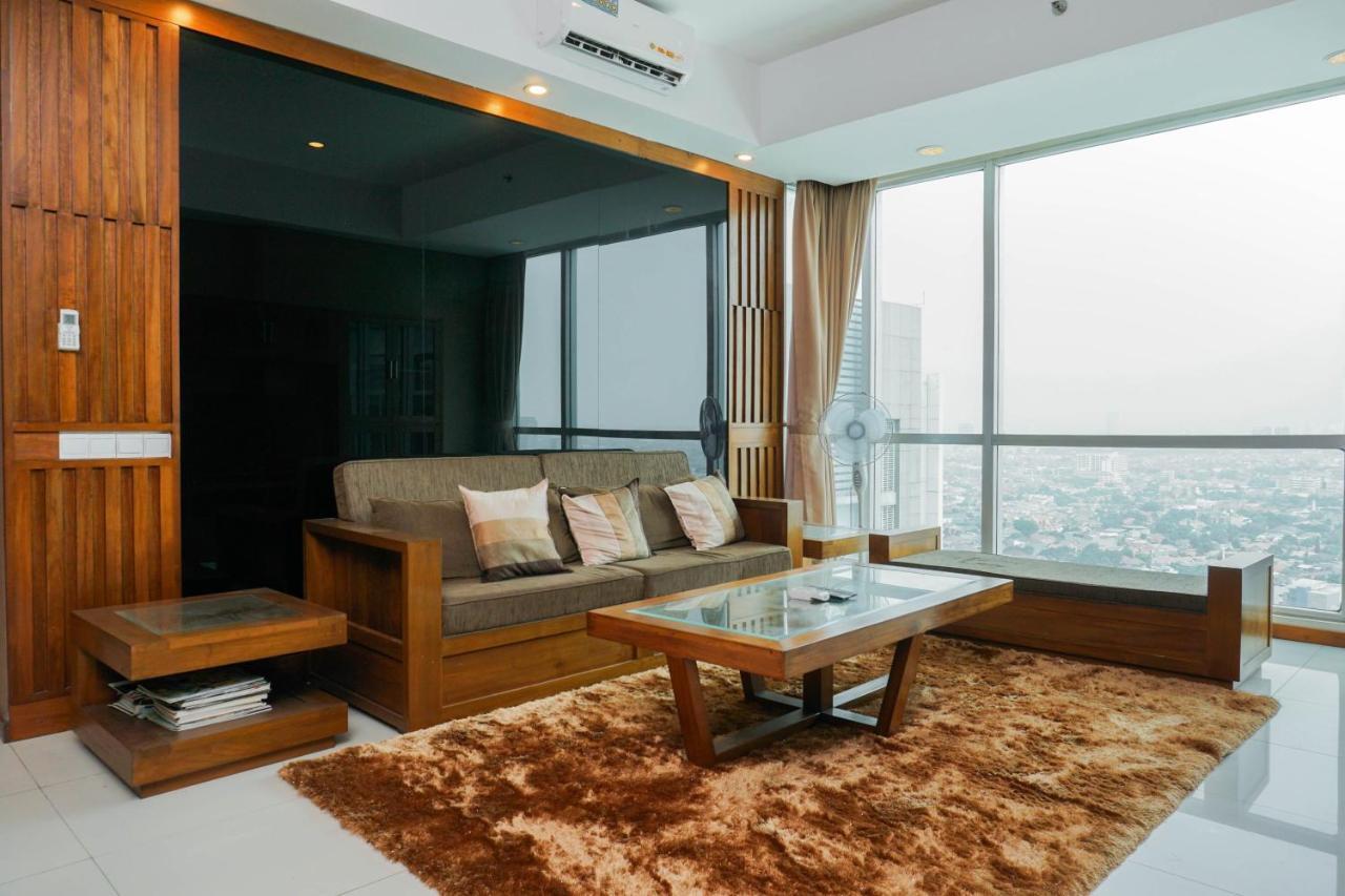 3br Kemang Village By Travelio Jakarta