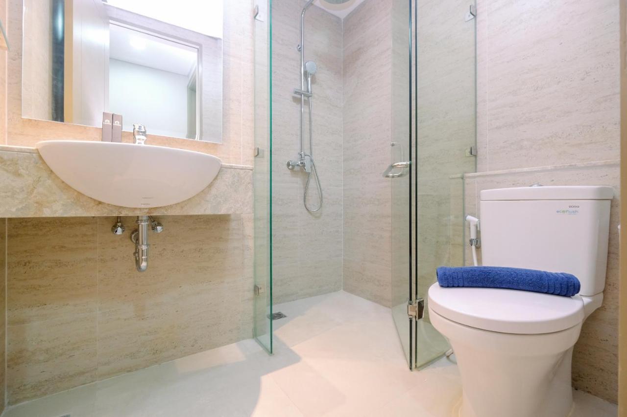 New Furnished 1br At Gold Coast Near Pik By Travelio Apartment *