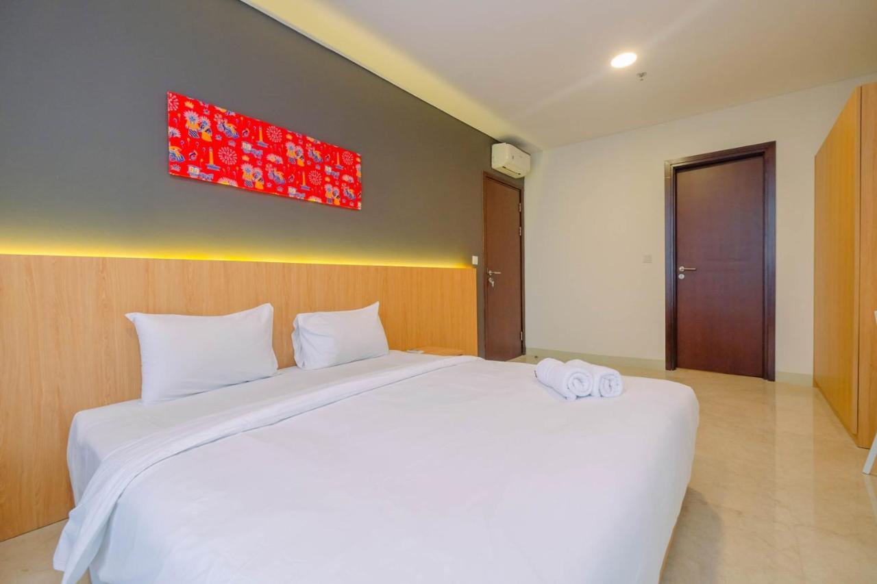 Modern And Spacious 2br L'avenue By Travelio Jakarta