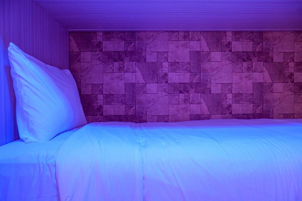 Comfortable 3br At Palm Residences By Travelio Apartment Jakarta