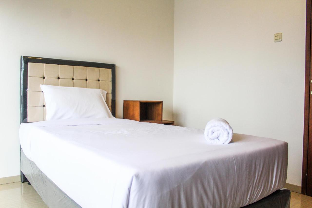 Apartment Homey And Warm 3br At Ambassade Residences By Travelio