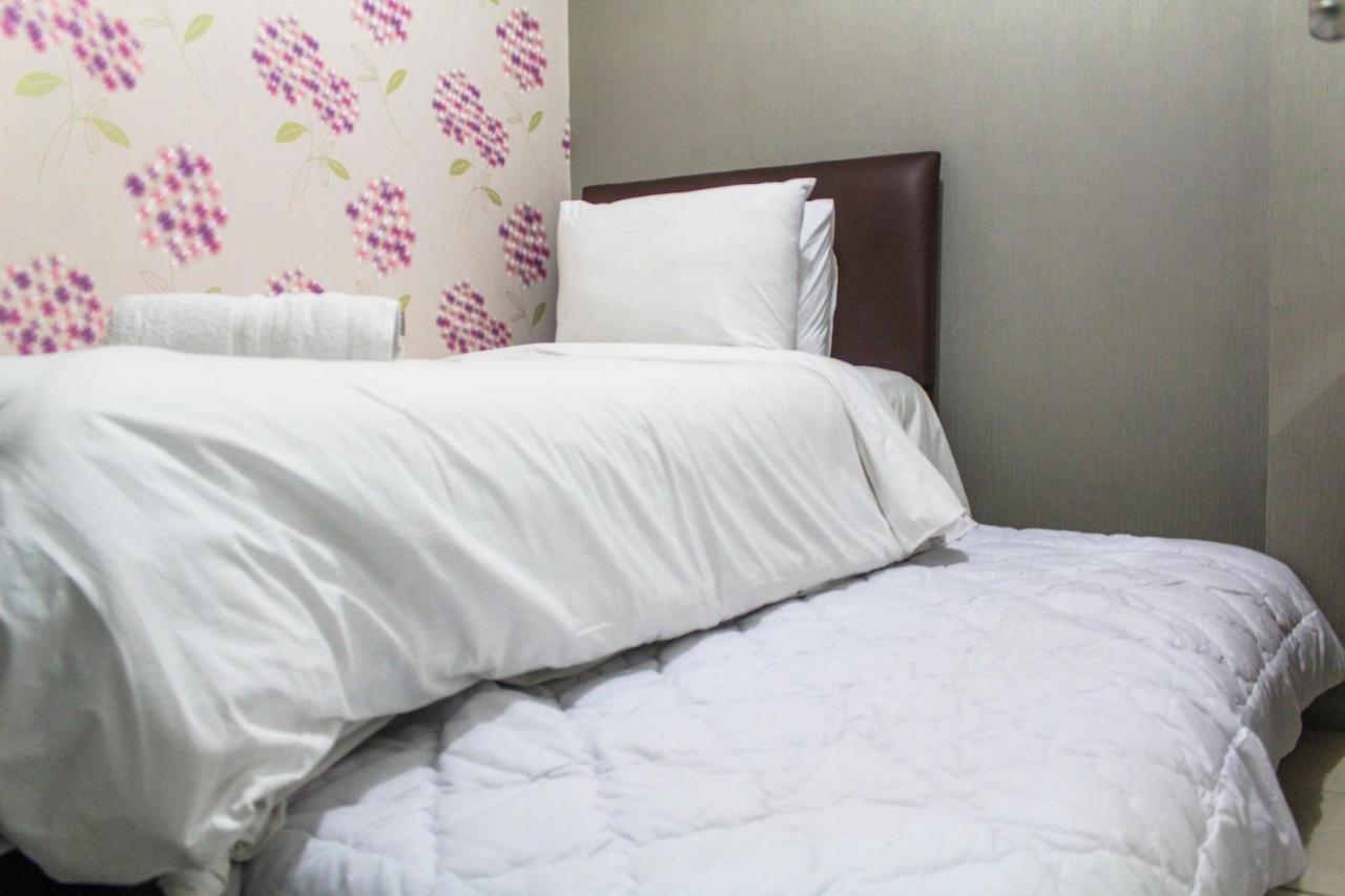 Posh 2br At Bay Pluit By Travelio *