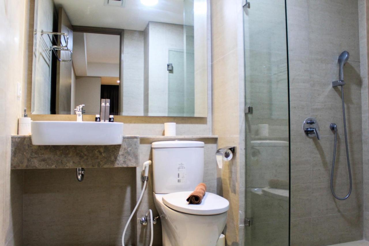 View 1br At Gold Coast Pik By Travelio *