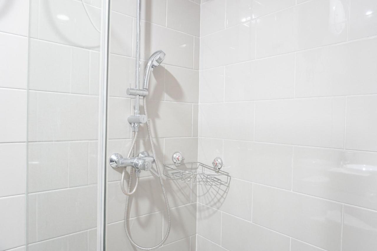 Apartment 1br Comfy At Citralake By Travelio *