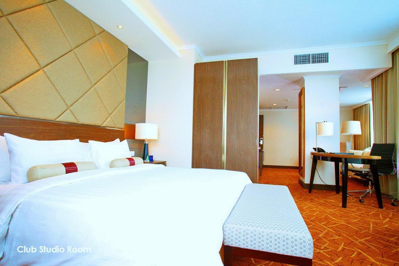 Menara Peninsula Hotel Jakarta