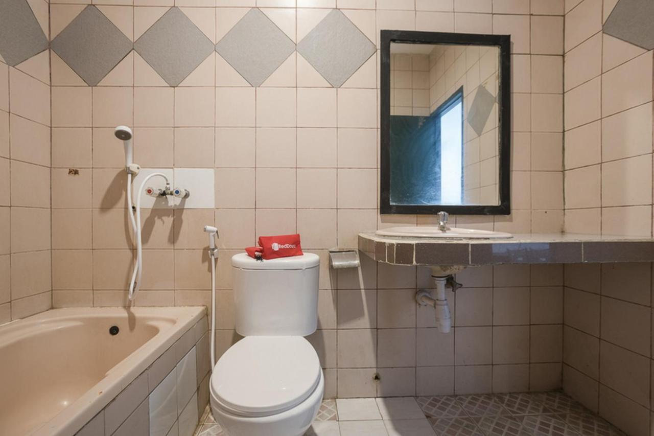 Guest house Reddoorz Near Kota Station 3*