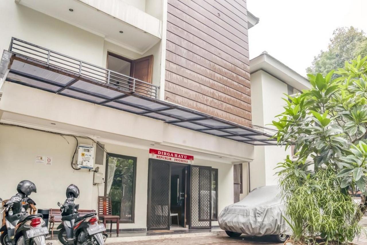 Reddoorz Near Senopati 2 Guest house