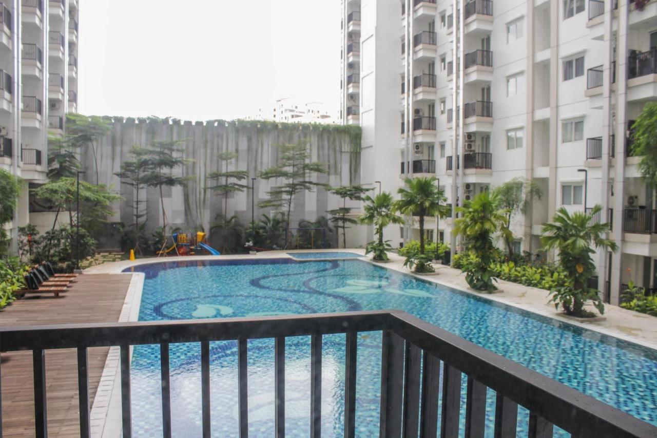 Apartment Comfy And Strategic Signature Park Grande By Travelio *