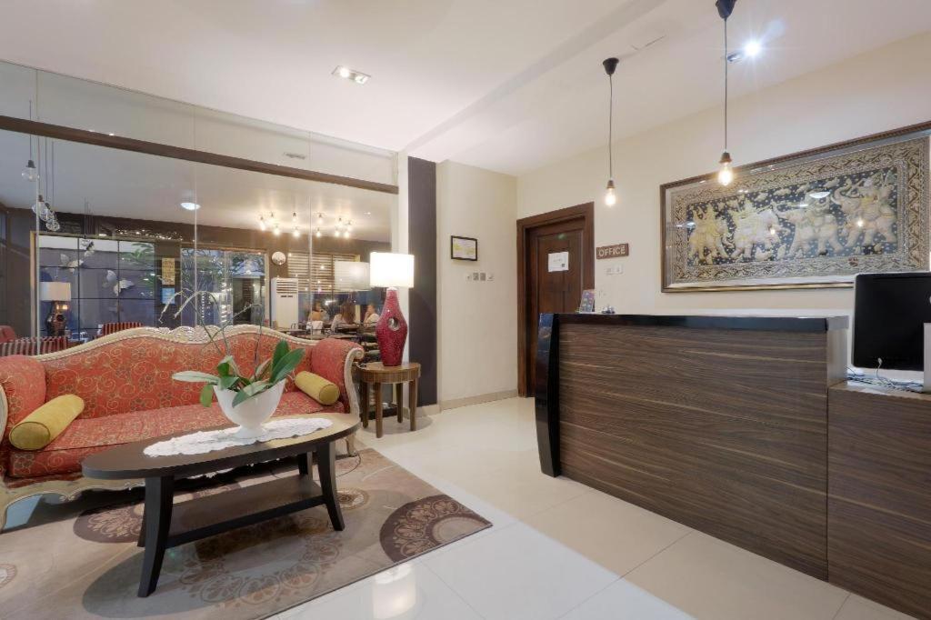 Mutiara Jakarta