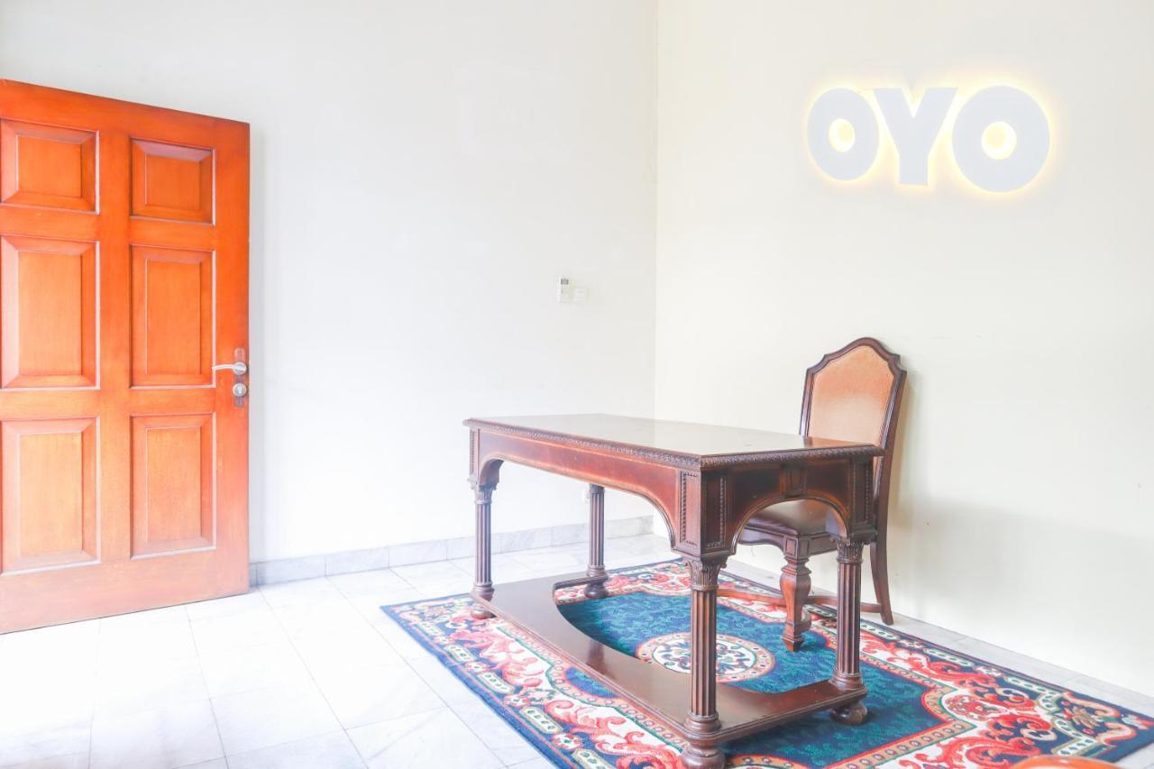 Oyo 2196 Ss Homes Jakarta