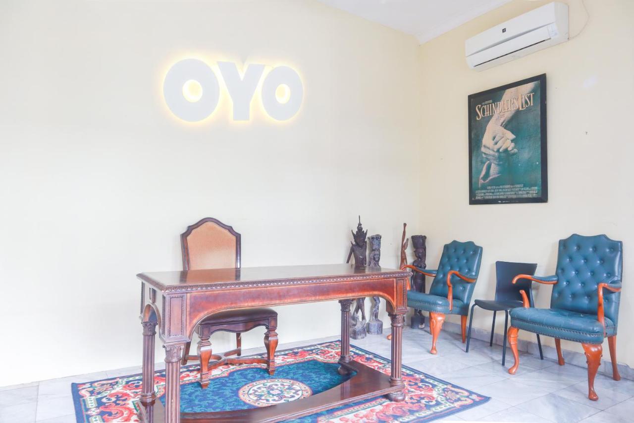 Hotel Oyo 2196 Ss Homes 2*