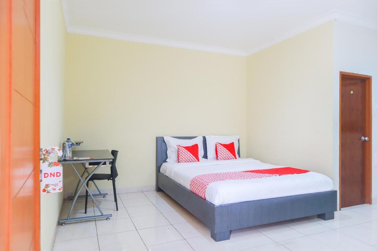 Oyo 2196 Ss Homes 2* Jakarta