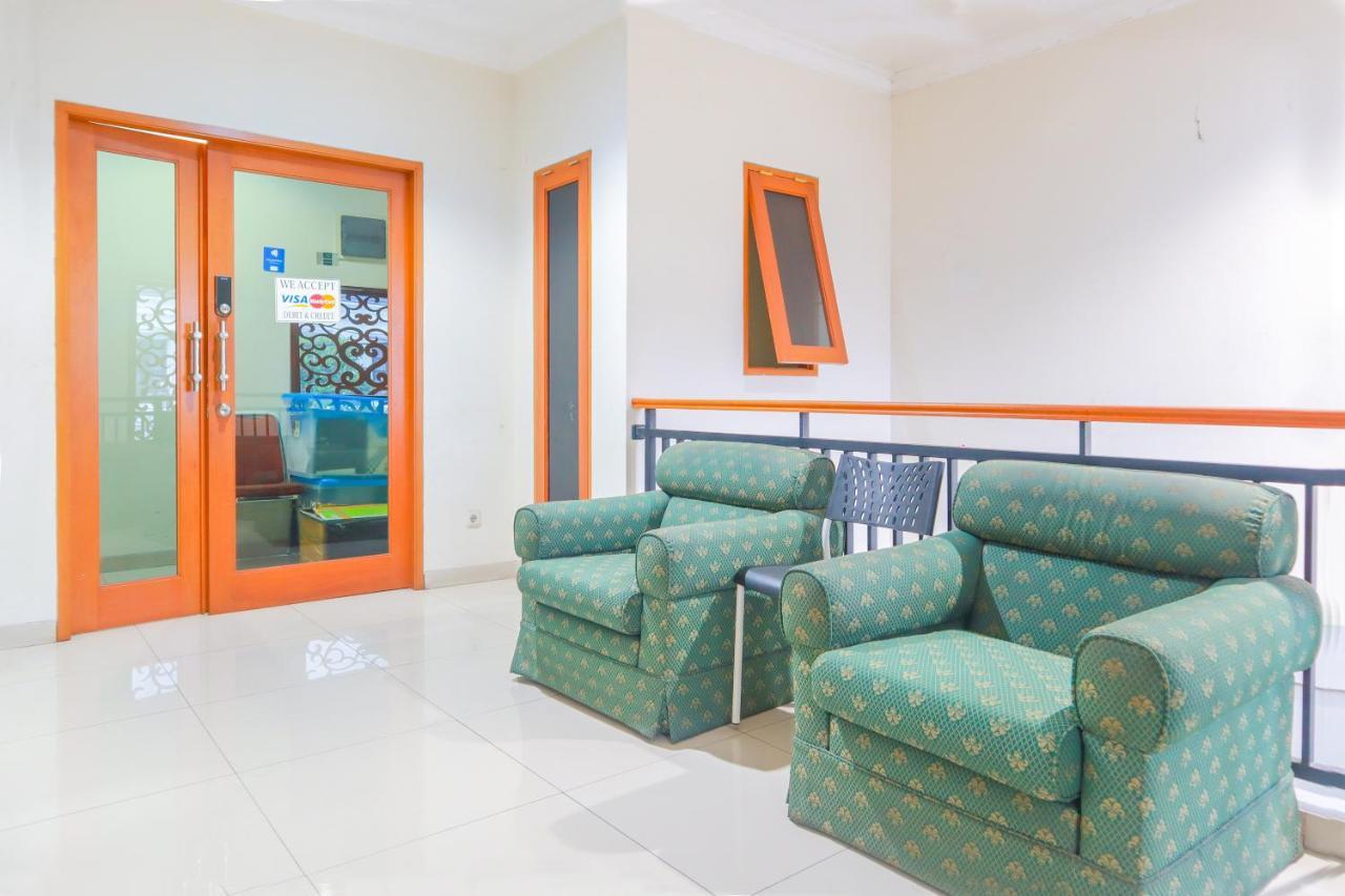 Hotel Oyo 2196 Ss Homes 2*