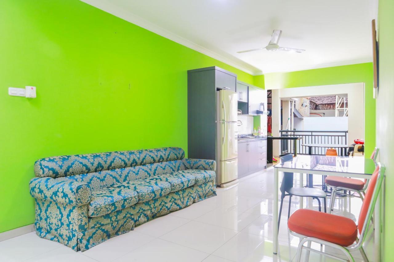 Oyo 2196 Ss Homes 2* Jakarta