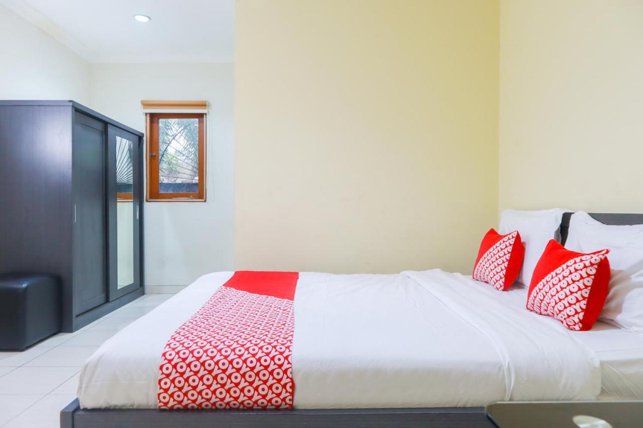 Oyo 2196 Ss Homes Hotel Jakarta
