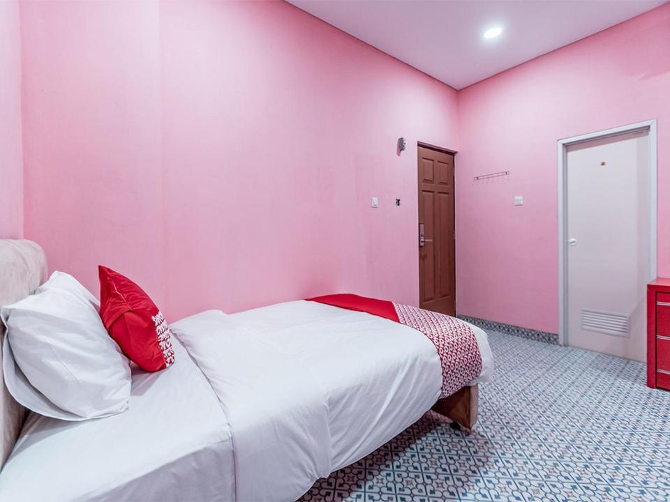 Kaya House A Co-living @pluit 2*