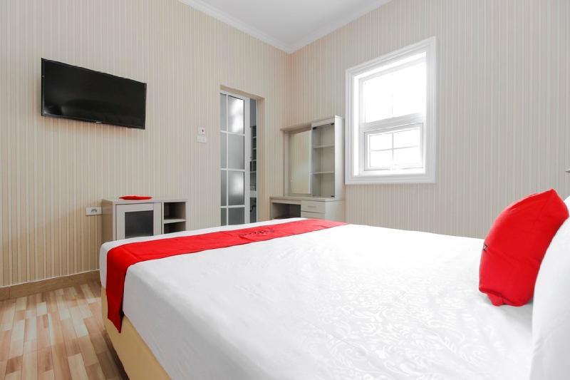 Super Oyo Capital O 371 Kwitang Hotel