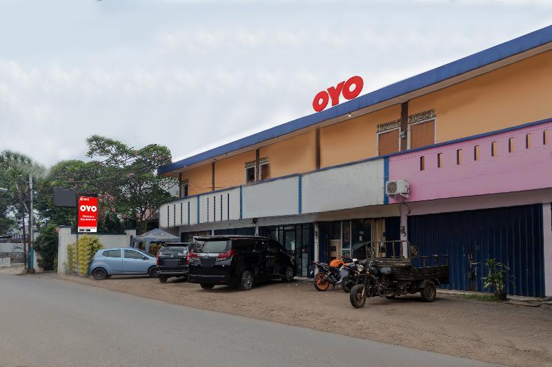 Oyo 665 Namora Hotel 2*