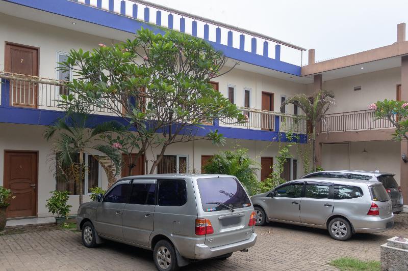 Oyo 665 Namora 2*