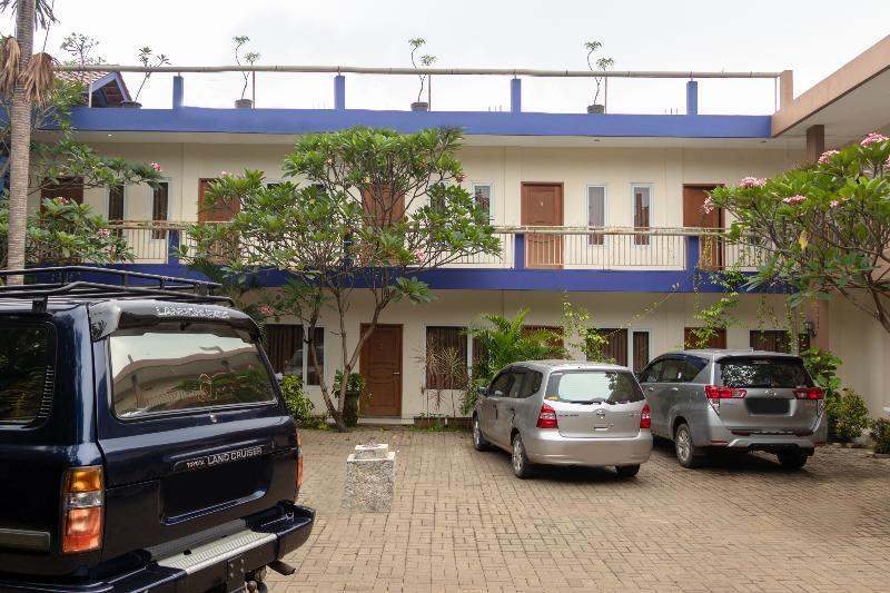 Oyo 665 Namora Hotel 2*