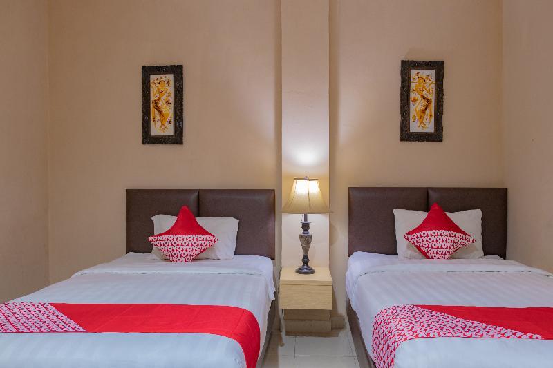 Hotel Oyo 665 Namora 2*