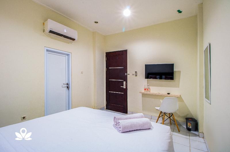 Guest house De 80's Ekonomi Jakarta