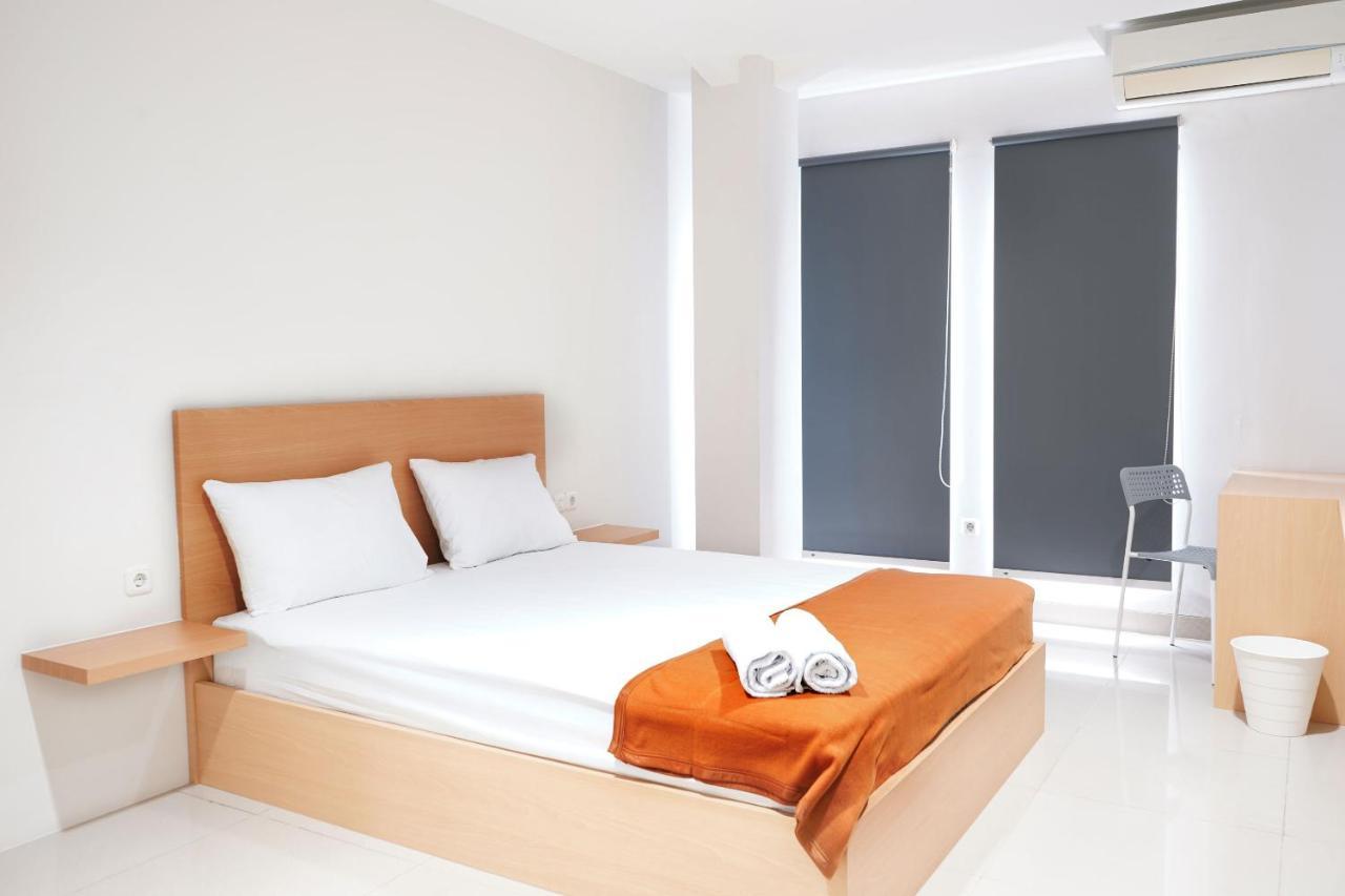 Guest house Urooms Senayan 2*