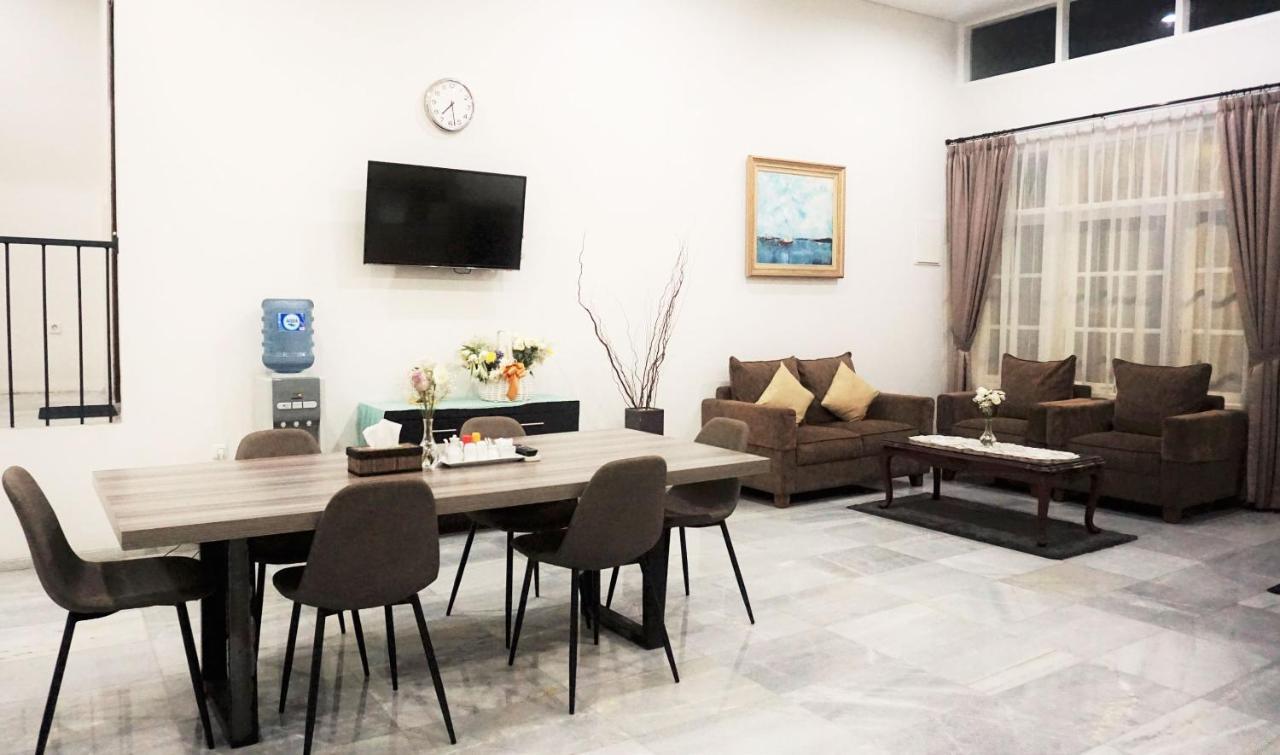 Mk House Senopati Hotel