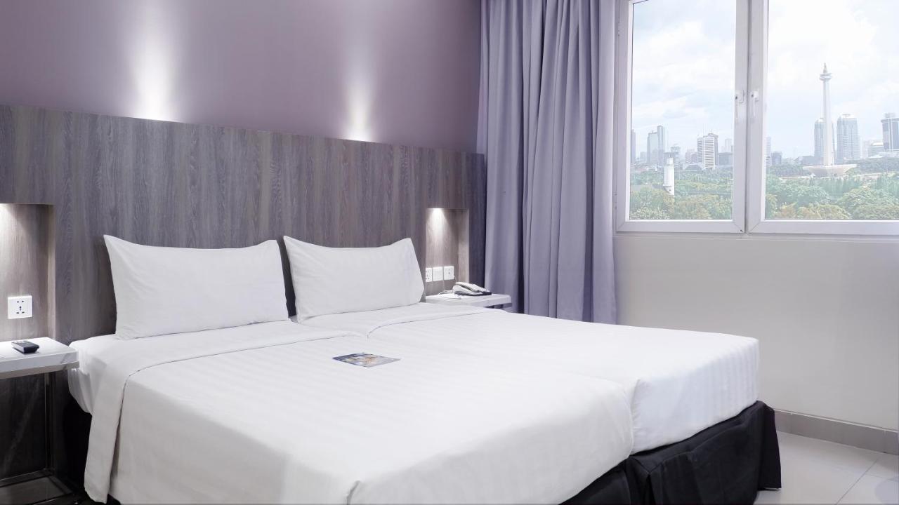 Royal Palm Hotel&conference Center Cengkareng 4* Jakarta