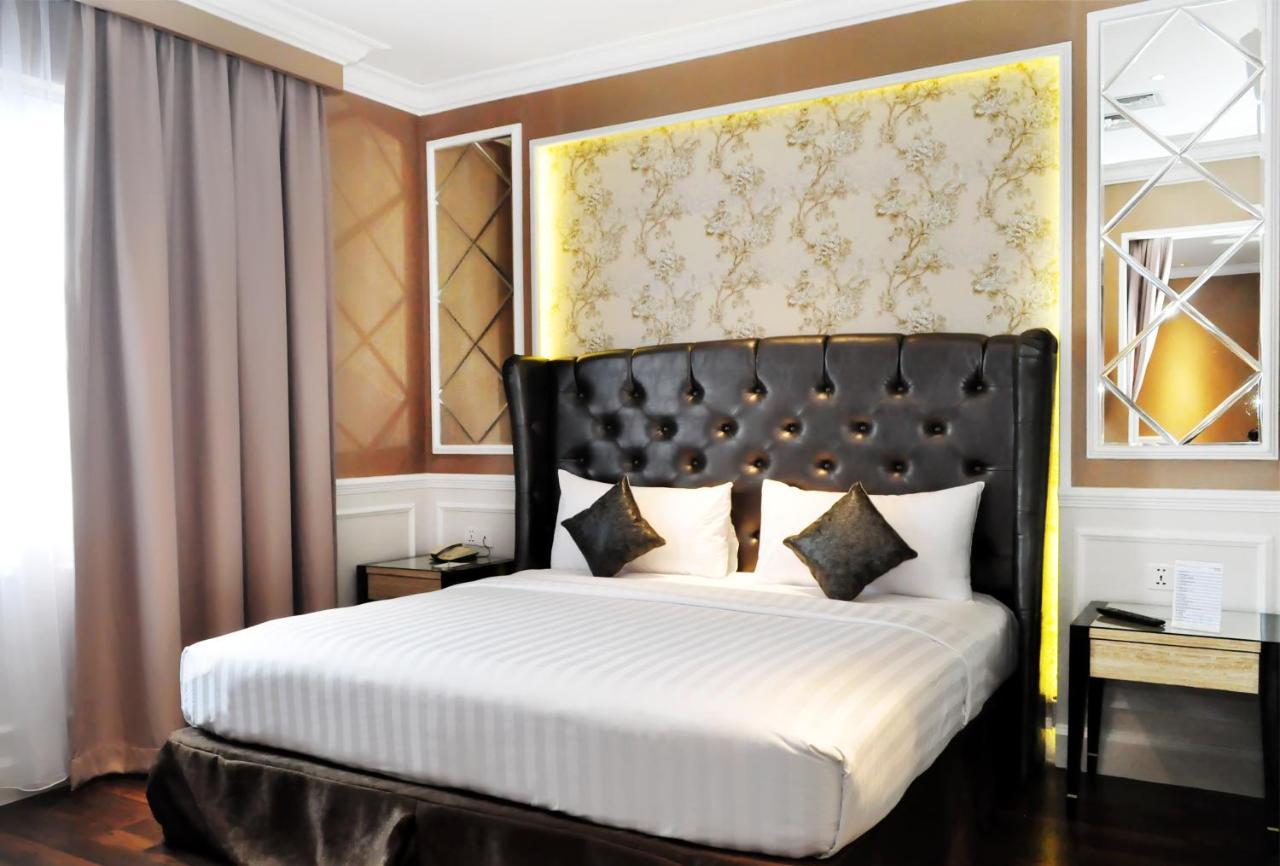 Royal Palm Hotel&conference Center Cengkareng Jakarta