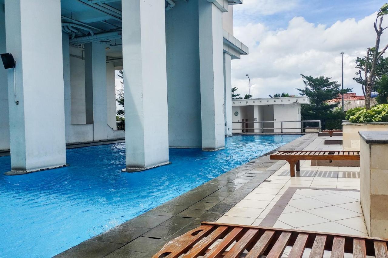 Comfy And Modern Pakubuwono Terrace By Travelio