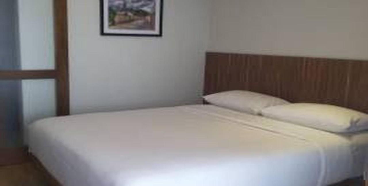 Oyo 3110 Md Mansion Hotel Jakarta