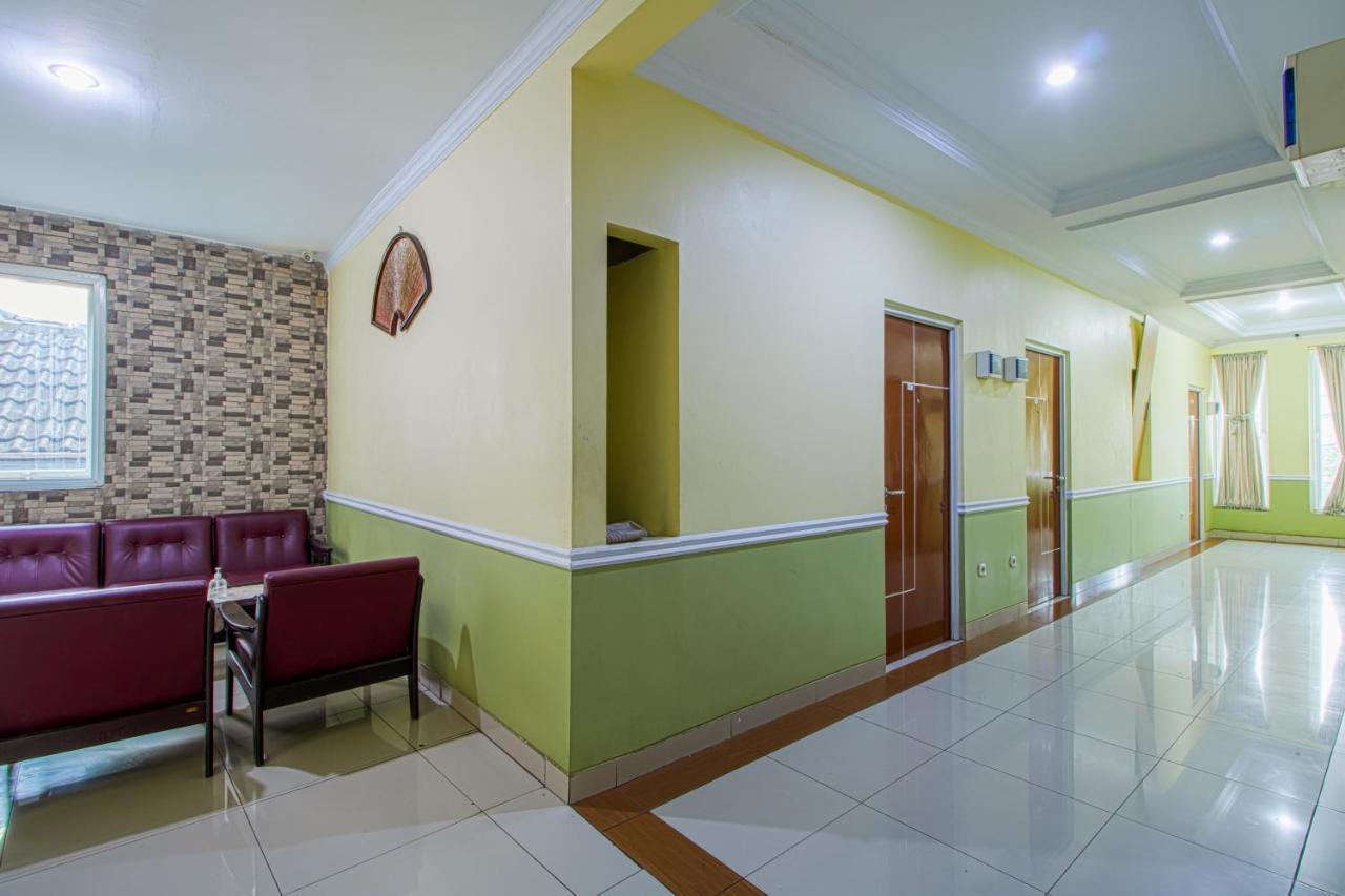 Kost Syailendra Guest house *