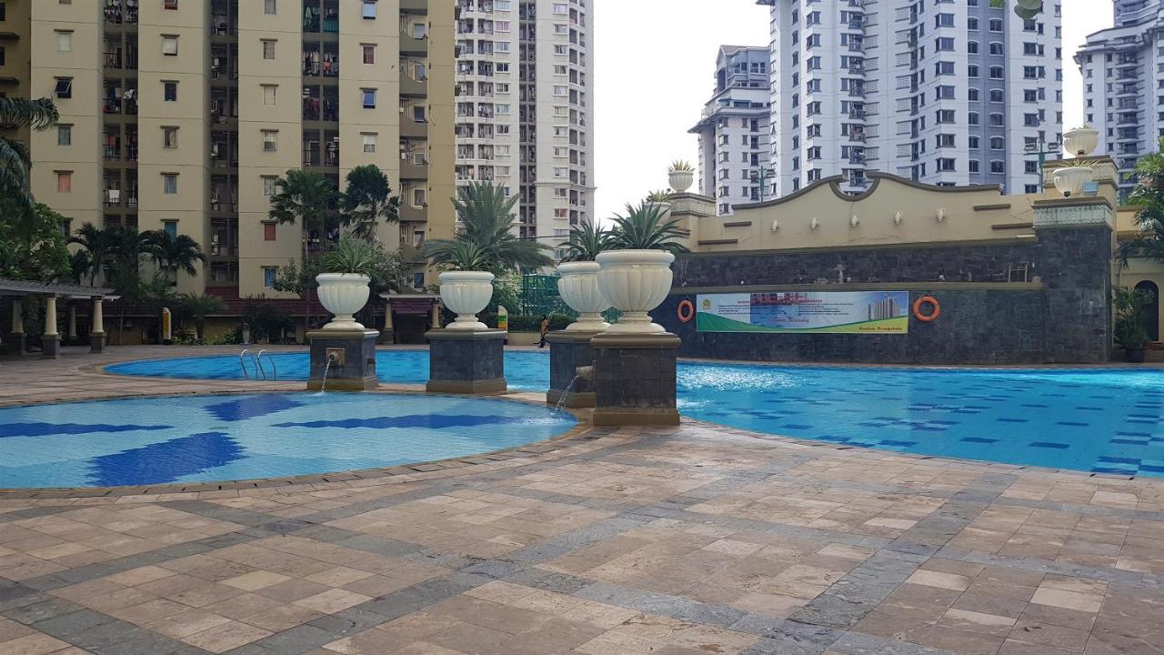 Apartment Comfortable 2br At Mediterania Palace By Travelio *
