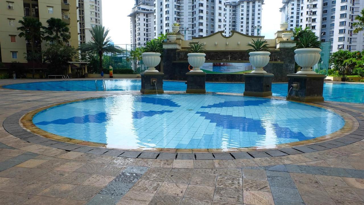 Apartment Comfortable 2br At Mediterania Palace By Travelio *