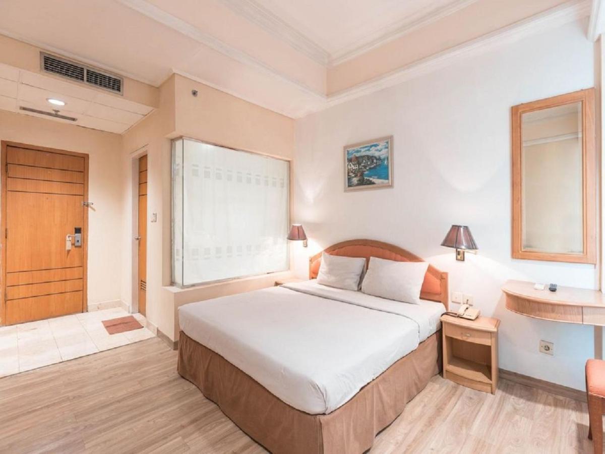Hotel Bulevar Tanjung Duren 2*