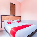 Oyo 1229 Dc Hotel Pramuka