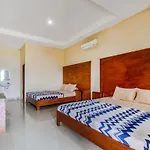 Guerilla Dive Lodge Pulau Pari