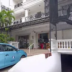 Oyo 3733 Guntur 40 Residence