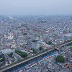 Collection O 6 Grand Palace Kemayoran