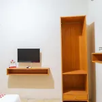 Oyo 2547 Assirot Residence