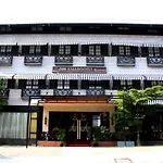 Little Amaroossa Hotel
