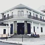 Cozy Residence Tomang