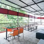 Reddoorz Plus Near Itc Cempaka Mas 2