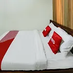Oyo 90068 Exclusive Barkah Residence Syariah