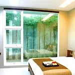 Ampera Avenue Residence