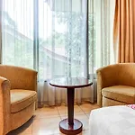 Collection O 91071 Hotel Desa Wisata Tmii