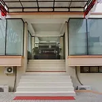 Losari Roxy Hotel