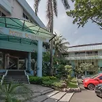 Reddoorz Near Kebayoran Baru Blok S